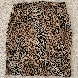 V&X Leopard Print Skirt